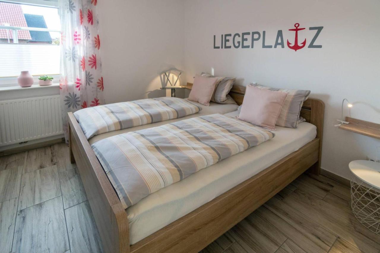Ferienwohnung Liegeplatz Dornumersiel Exterior foto